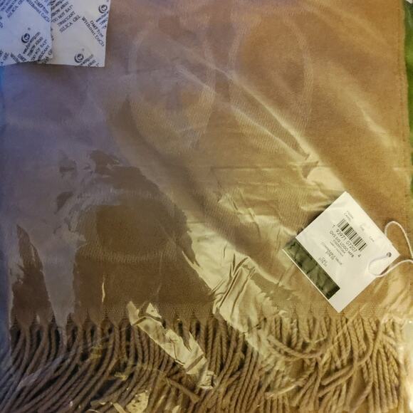 COACH SCARF SIGNATURE OVERSIZED MUFFLER CAMEL TAN ❗️ BESTSELLER❗NEW❗️ - Picture 2 of 3